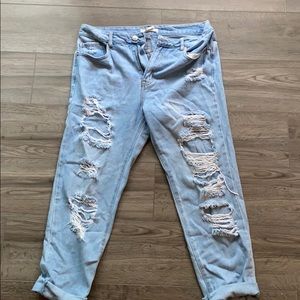 Baggy Ripped Jeans